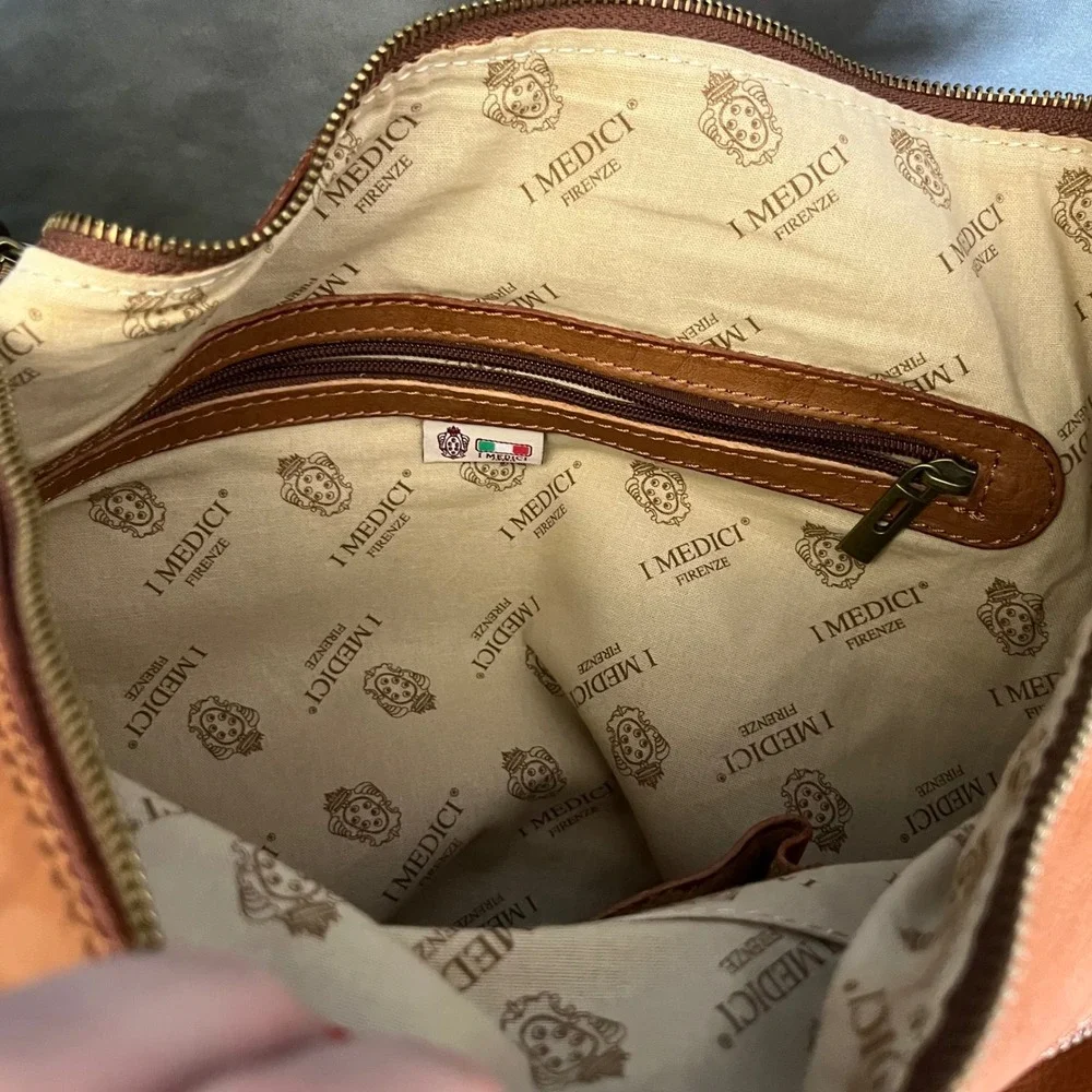I Medici Firenze Genuine Leather Hobo Shoulder Bag‎ Tan Brown Double Zip Top